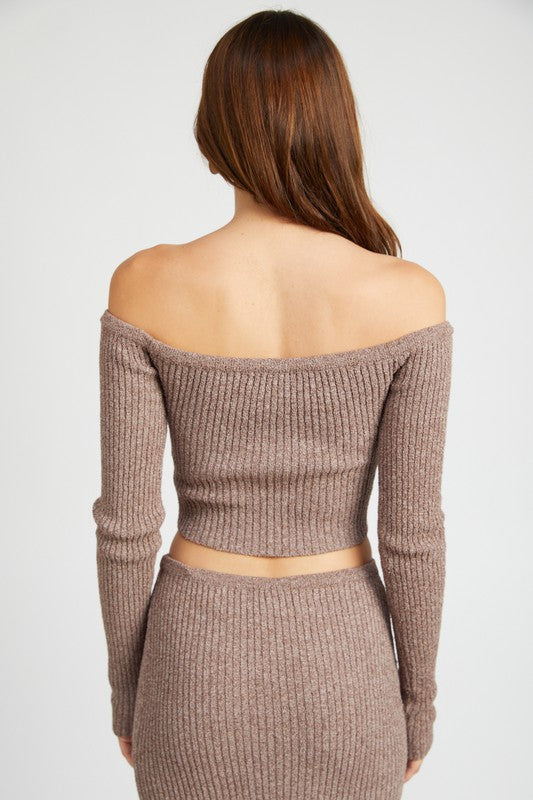 OFF SHOULDER LONG SLEEVE KNIT TOP